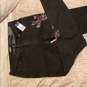 Black embroidered jeans